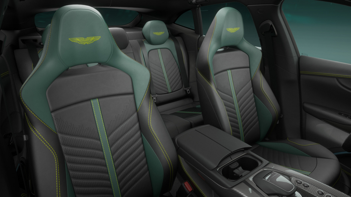 Aston Martin DBX 707 — photo 5