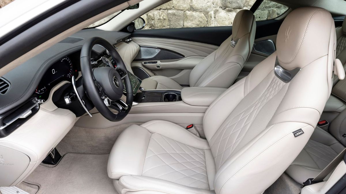 Maserati GranTurismo Modena — photo 5