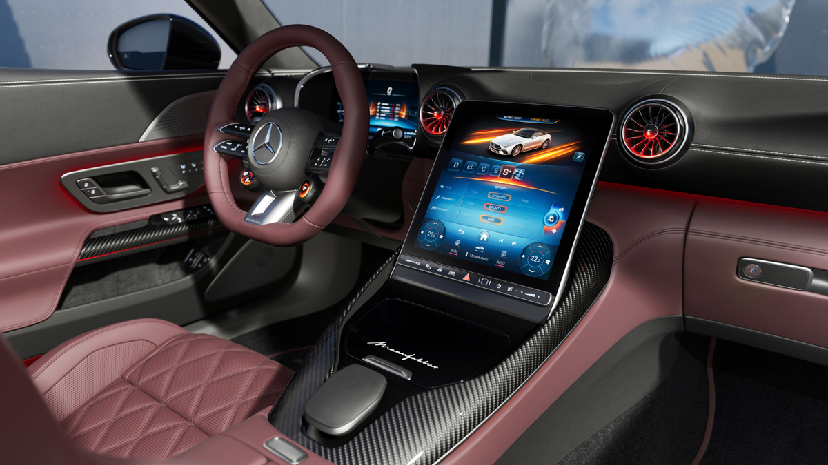 Mercedes SL63 — photo 11