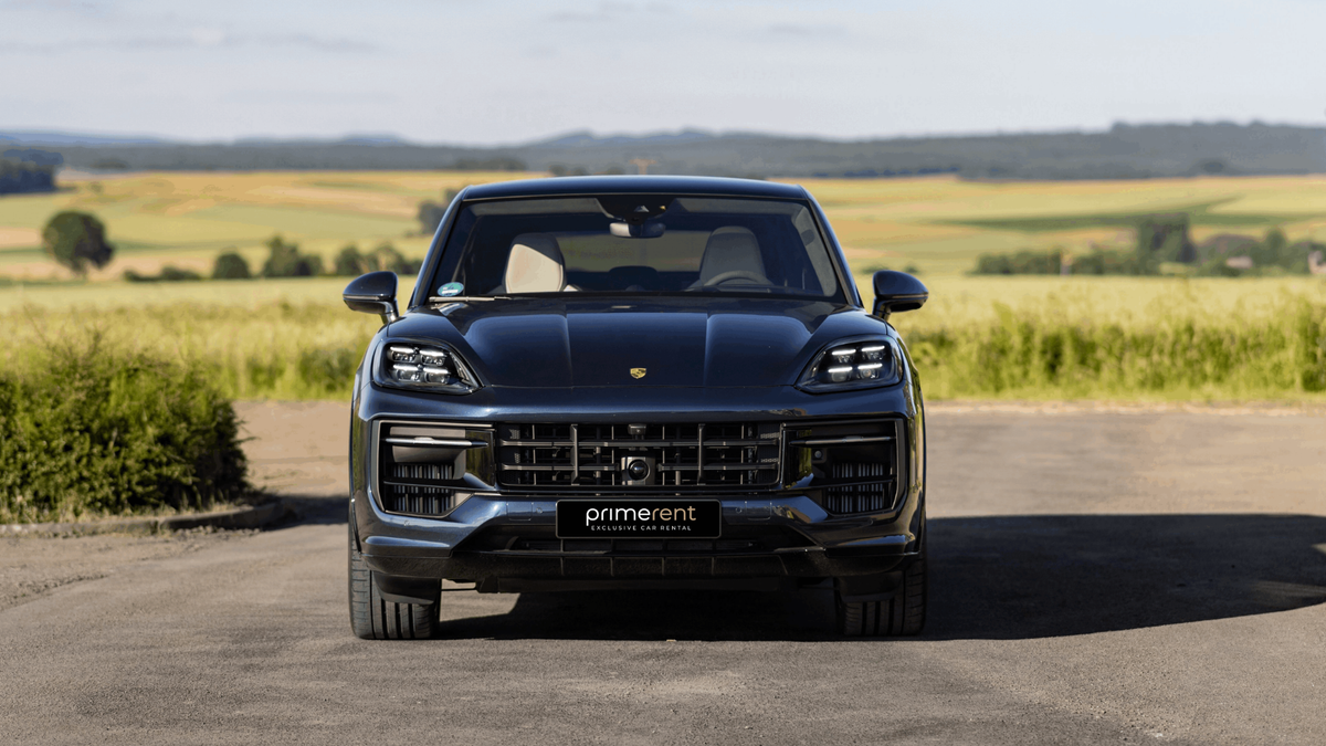 Porsche Cayenne — photo 2